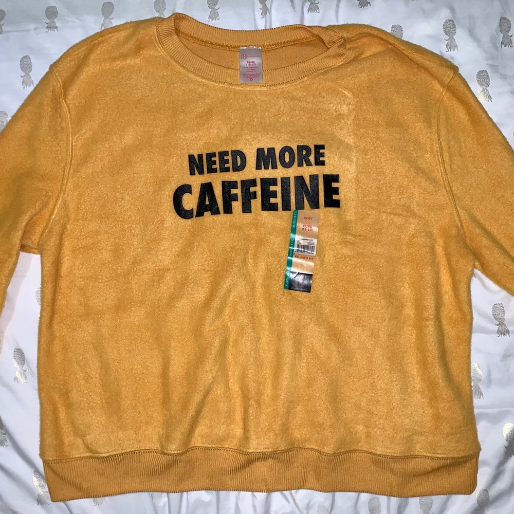 COZY SWEATSHIRT